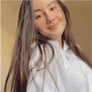 Profesora de apoyo escolar ya sea de forma presencial u online. Soy estudiante de magisterio y vivo en la Canyada